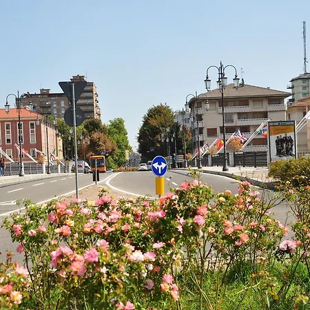 Ponte Delle Nazioni Lägenhet